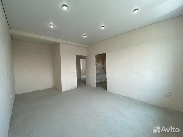 Комната без финишной отделки